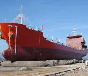 Loď na spuštění lodi