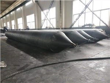 Válečný balon pro vypuštění a zakotvení v loděnici